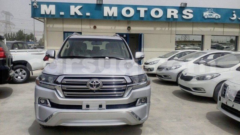 Big with watermark toyota land cruiser barh el gazel import dubai 1367