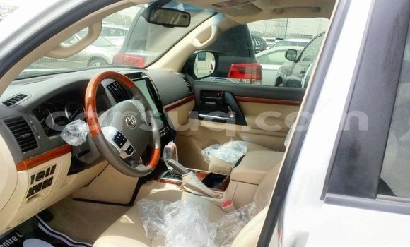 Acheter Import Voiture Toyota Land Cruiser Autre à Import - Dubai, Barh el Gazel Acheter Import Voiture Toyota Land Cruiser Autre à Import - Dubai, Barh el Gazel