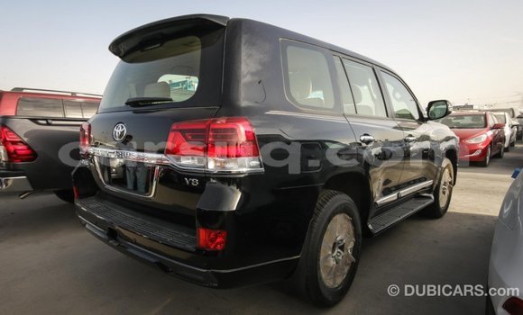 Acheter Import Voiture Toyota Land Cruiser Noir à Import - Dubai, Barh el Gazel Acheter Import Voiture Toyota Land Cruiser Noir à Import - Dubai, Barh el Gazel