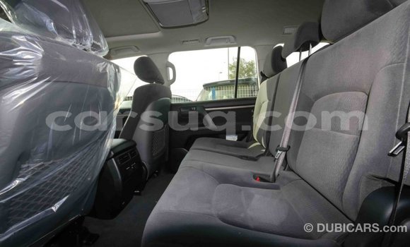 Acheter Import Voiture Toyota Land Cruiser Blanc à Import - Dubai, Barh el Gazel Acheter Import Voiture Toyota Land Cruiser Blanc à Import - Dubai, Barh el Gazel