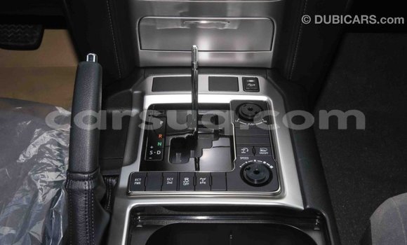 Acheter Import Voiture Toyota Land Cruiser Blanc à Import - Dubai, Barh el Gazel Acheter Import Voiture Toyota Land Cruiser Blanc à Import - Dubai, Barh el Gazel