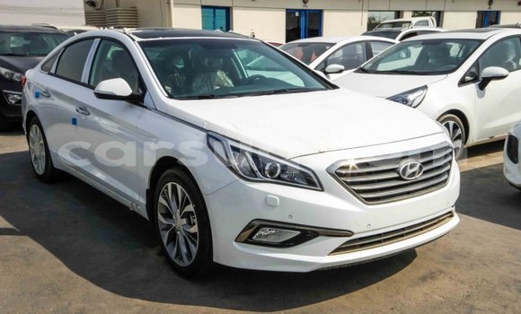 Acheter Import Voiture Hyundai Sonata Blanc à Import - Dubai, Barh el Gazel Acheter Import Voiture Hyundai Sonata Blanc à Import - Dubai, Barh el Gazel