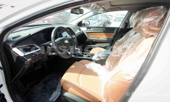 Acheter Import Voiture Hyundai Sonata Blanc à Import - Dubai, Barh el Gazel Acheter Import Voiture Hyundai Sonata Blanc à Import - Dubai, Barh el Gazel
