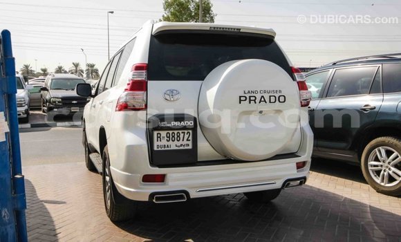 Acheter Import Voiture Toyota Prado Blanc à Import - Dubai, Barh el Gazel Acheter Import Voiture Toyota Prado Blanc à Import - Dubai, Barh el Gazel
