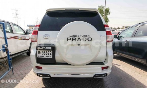 Acheter Import Voiture Toyota Prado Blanc à Import - Dubai, Barh el Gazel Acheter Import Voiture Toyota Prado Blanc à Import - Dubai, Barh el Gazel