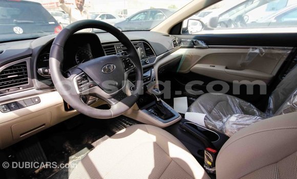 Acheter Import Voiture Hyundai Elantra Blanc à Import - Dubai, Barh el Gazel Acheter Import Voiture Hyundai Elantra Blanc à Import - Dubai, Barh el Gazel