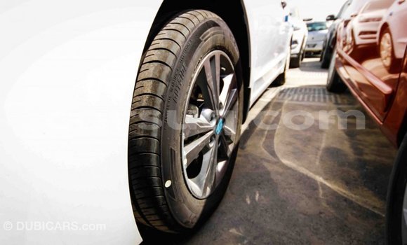 Acheter Import Voiture Hyundai Elantra Blanc à Import - Dubai, Barh el Gazel Acheter Import Voiture Hyundai Elantra Blanc à Import - Dubai, Barh el Gazel