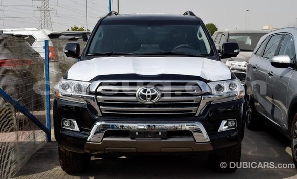 Acheter Import Voiture Toyota Land Cruiser Noir à Import - Dubai, Barh el Gazel Acheter Import Voiture Toyota Land Cruiser Noir à Import - Dubai, Barh el Gazel