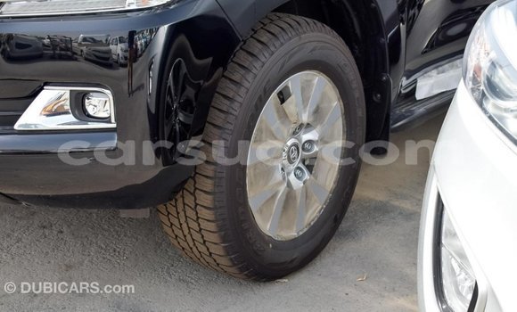 Acheter Import Voiture Toyota Land Cruiser Noir à Import - Dubai, Barh el Gazel Acheter Import Voiture Toyota Land Cruiser Noir à Import - Dubai, Barh el Gazel