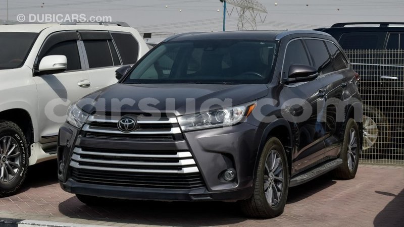 Big with watermark toyota highlander barh el gazel import dubai 1399