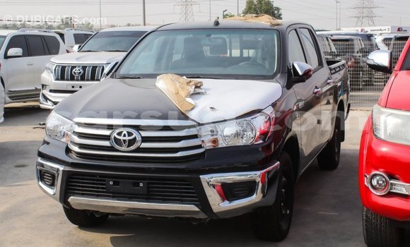 Acheter Import Voiture Toyota Hilux Noir à Import - Dubai, Barh el Gazel Acheter Import Voiture Toyota Hilux Noir à Import - Dubai, Barh el Gazel