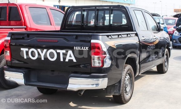 Acheter Import Voiture Toyota Hilux Noir à Import - Dubai, Barh el Gazel Acheter Import Voiture Toyota Hilux Noir à Import - Dubai, Barh el Gazel
