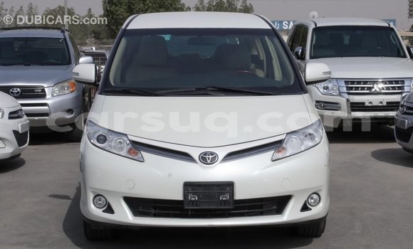 Acheter Import Voiture Toyota Previa Blanc à Import - Dubai, Barh el Gazel Acheter Import Voiture Toyota Previa Blanc à Import - Dubai, Barh el Gazel