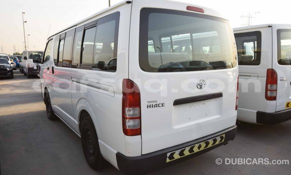 Acheter Import Voiture Toyota Hiace Blanc à Import - Dubai, Barh el Gazel Acheter Import Voiture Toyota Hiace Blanc à Import - Dubai, Barh el Gazel