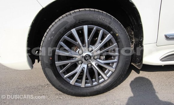 Acheter Import Voiture Toyota Land Cruiser Blanc à Import - Dubai, Barh el Gazel Acheter Import Voiture Toyota Land Cruiser Blanc à Import - Dubai, Barh el Gazel