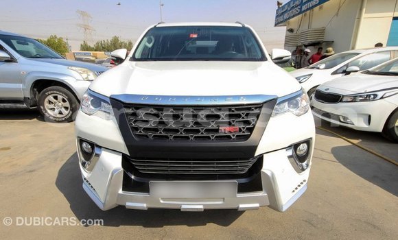 Acheter Import Voiture Toyota Fortuner Blanc à Import - Dubai, Barh el Gazel Acheter Import Voiture Toyota Fortuner Blanc à Import - Dubai, Barh el Gazel
