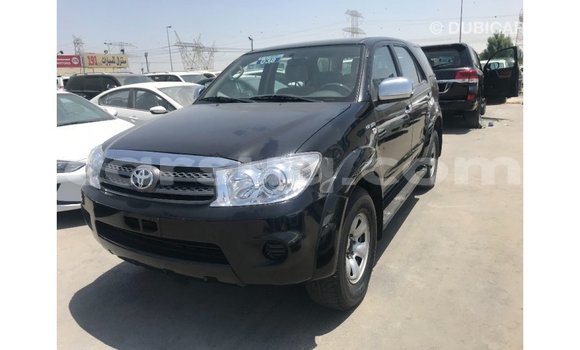 Acheter Import Voiture Toyota Fortuner Noir à Import - Dubai, Barh el Gazel Acheter Import Voiture Toyota Fortuner Noir à Import - Dubai, Barh el Gazel