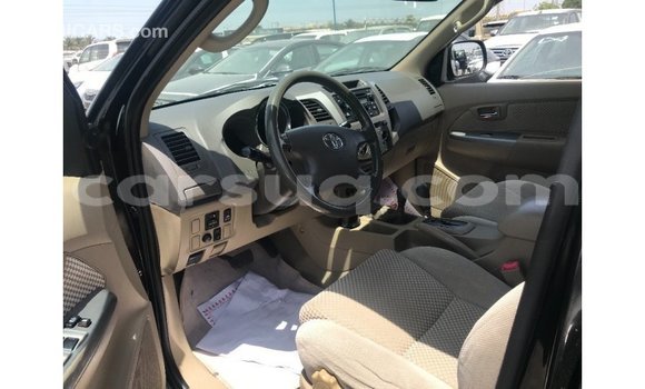 Acheter Import Voiture Toyota Fortuner Noir à Import - Dubai, Barh el Gazel Acheter Import Voiture Toyota Fortuner Noir à Import - Dubai, Barh el Gazel