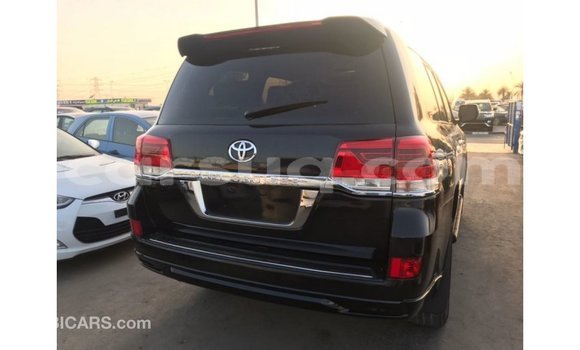 Buy Import Toyota Land Cruiser Black Car in Import - Dubai in Barh el Gazel Buy Import Toyota Land Cruiser Black Car in Import - Dubai in Barh el Gazel