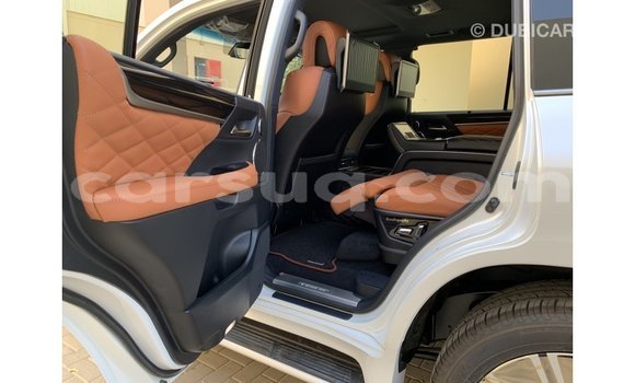 Buy Import Lexus LX White Car in Import - Dubai in Barh el Gazel Buy Import Lexus LX White Car in Import - Dubai in Barh el Gazel