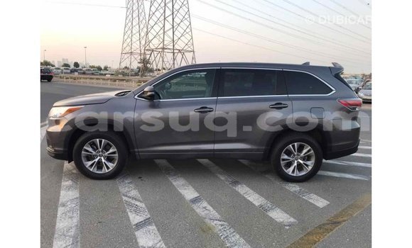 Acheter Import Voiture Toyota Highlander Autre à Import - Dubai, Barh el Gazel Acheter Import Voiture Toyota Highlander Autre à Import - Dubai, Barh el Gazel