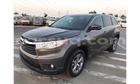 Acheter Import Voiture Toyota Highlander Autre à Import - Dubai, Barh el Gazel Acheter Import Voiture Toyota Highlander Autre à Import - Dubai, Barh el Gazel