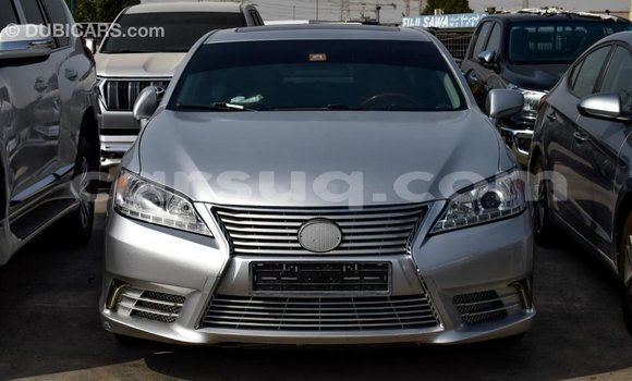 Acheter Import Voiture Lexus ES Autre à Import - Dubai, Barh el Gazel Acheter Import Voiture Lexus ES Autre à Import - Dubai, Barh el Gazel