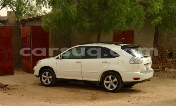Acheter Occasion Voiture Lexus ES 300 Blanc à N'Djamena au Tchad Acheter Occasion Voiture Lexus ES 300 Blanc à N'Djamena au Tchad