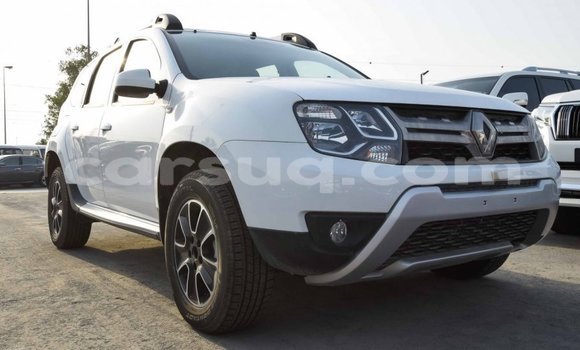 Acheter Import Voiture Renault Duster Blanc à Import - Dubai, Barh el Gazel