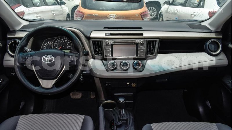 Big with watermark toyota 4runner barh el gazel import dubai 1458