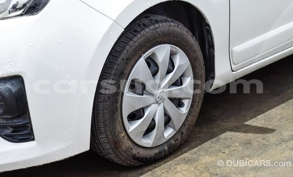 Acheter Import Voiture Toyota Yaris Blanc à Import - Dubai, Barh el Gazel Acheter Import Voiture Toyota Yaris Blanc à Import - Dubai, Barh el Gazel