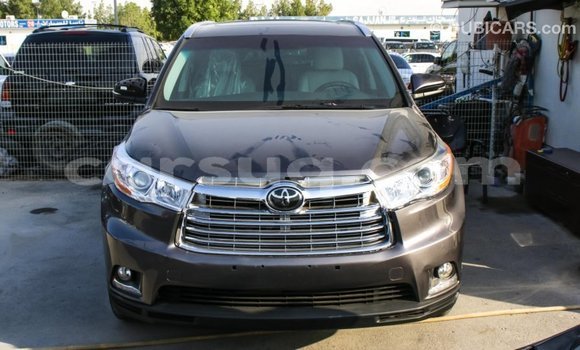Acheter Import Voiture Toyota Highlander Autre à Import - Dubai, Barh el Gazel Acheter Import Voiture Toyota Highlander Autre à Import - Dubai, Barh el Gazel