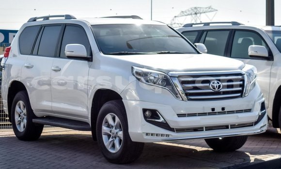 Acheter Import Voiture Toyota Prado Blanc à Import - Dubai, Barh el Gazel Acheter Import Voiture Toyota Prado Blanc à Import - Dubai, Barh el Gazel