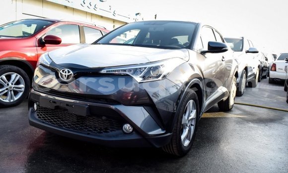 Acheter Import Voiture Toyota C-HR Autre à Import - Dubai, Barh el Gazel Acheter Import Voiture Toyota C-HR Autre à Import - Dubai, Barh el Gazel