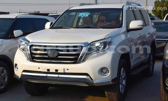 Acheter Import Voiture Toyota Prado Blanc à Import - Dubai, Barh el Gazel Acheter Import Voiture Toyota Prado Blanc à Import - Dubai, Barh el Gazel