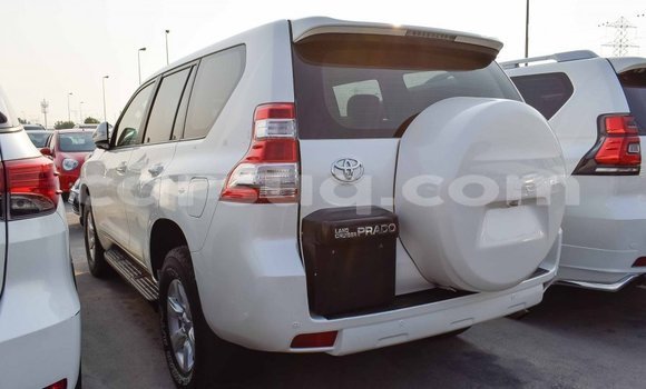 Acheter Import Voiture Toyota Prado Blanc à Import - Dubai, Barh el Gazel Acheter Import Voiture Toyota Prado Blanc à Import - Dubai, Barh el Gazel