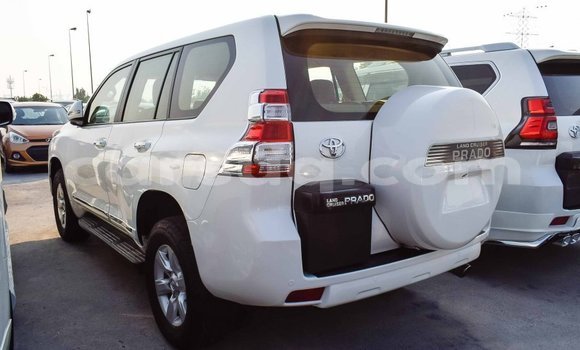 Acheter Import Voiture Toyota Prado Blanc à Import - Dubai, Barh el Gazel Acheter Import Voiture Toyota Prado Blanc à Import - Dubai, Barh el Gazel
