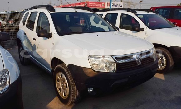 Acheter Import Voiture Renault Duster Blanc à Import - Dubai, Barh el Gazel