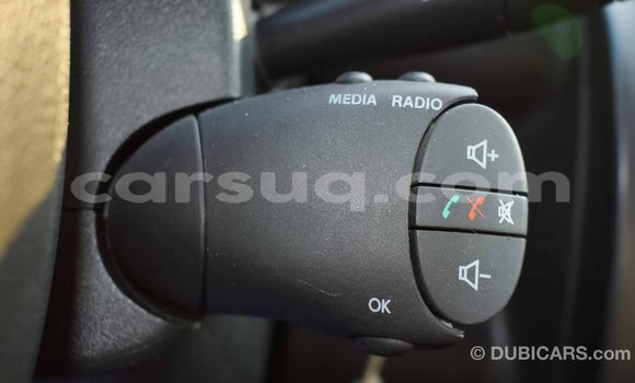 Acheter Import Voiture Renault Duster Blanc à Import - Dubai, Barh el Gazel Acheter Import Voiture Renault Duster Blanc à Import - Dubai, Barh el Gazel