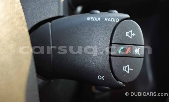 Acheter Import Voiture Renault Duster Blanc à Import - Dubai, Barh el Gazel Acheter Import Voiture Renault Duster Blanc à Import - Dubai, Barh el Gazel