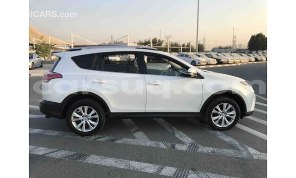 Buy Import Toyota 4Runner White Car in Import - Dubai in Barh el Gazel Buy Import Toyota 4Runner White Car in Import - Dubai in Barh el Gazel