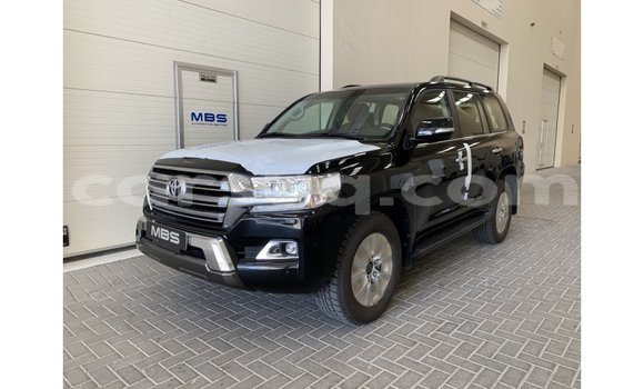 Acheter Import Voiture Toyota Land Cruiser Noir à Import - Dubai, Barh el Gazel Acheter Import Voiture Toyota Land Cruiser Noir à Import - Dubai, Barh el Gazel