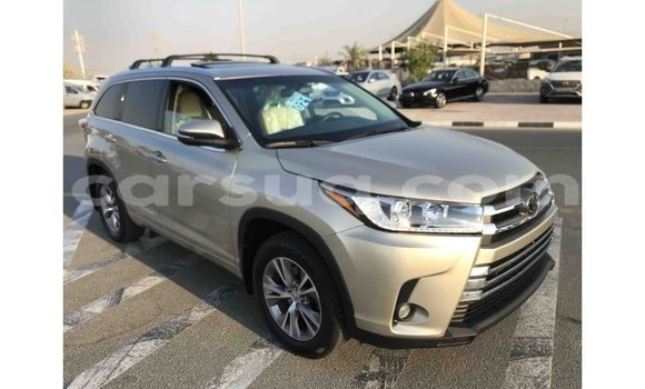Acheter Import Voiture Toyota Highlander Autre à Import - Dubai, Barh el Gazel Acheter Import Voiture Toyota Highlander Autre à Import - Dubai, Barh el Gazel