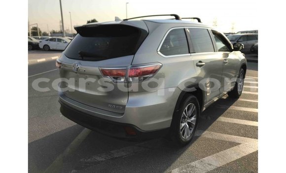 Acheter Import Voiture Toyota Highlander Autre à Import - Dubai, Barh el Gazel Acheter Import Voiture Toyota Highlander Autre à Import - Dubai, Barh el Gazel