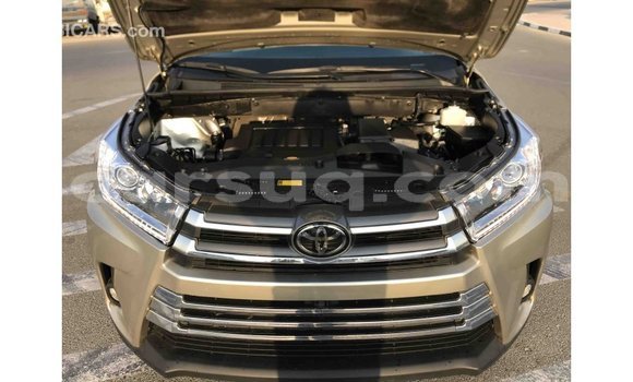 Acheter Import Voiture Toyota Highlander Autre à Import - Dubai, Barh el Gazel Acheter Import Voiture Toyota Highlander Autre à Import - Dubai, Barh el Gazel