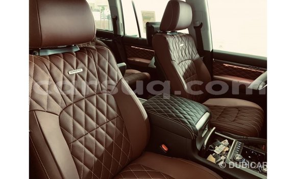 Buy Import Toyota Land Cruiser Black Car in Import - Dubai in Barh el Gazel Buy Import Toyota Land Cruiser Black Car in Import - Dubai in Barh el Gazel