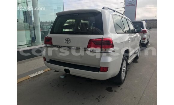 Buy Import Toyota Land Cruiser White Car in Import - Dubai in Barh el Gazel Buy Import Toyota Land Cruiser White Car in Import - Dubai in Barh el Gazel