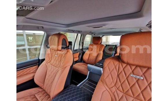 Buy Import Toyota Land Cruiser Black Car in Import - Dubai in Barh el Gazel Buy Import Toyota Land Cruiser Black Car in Import - Dubai in Barh el Gazel