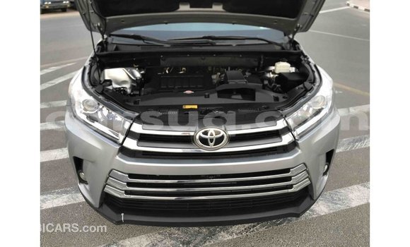 Buy Import Toyota Highlander Other Car in Import - Dubai in Barh el Gazel Buy Import Toyota Highlander Other Car in Import - Dubai in Barh el Gazel