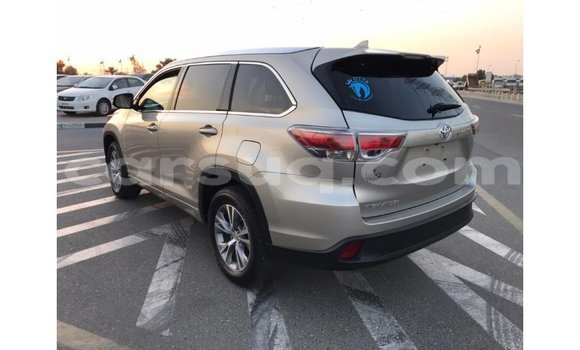 Buy Import Toyota Highlander Other Car in Import - Dubai in Barh el Gazel Buy Import Toyota Highlander Other Car in Import - Dubai in Barh el Gazel